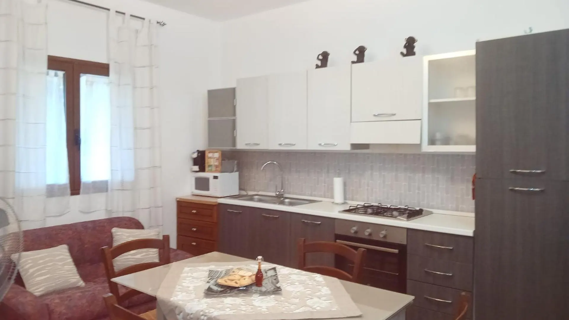 Casa Murru Girasole Nyaraló